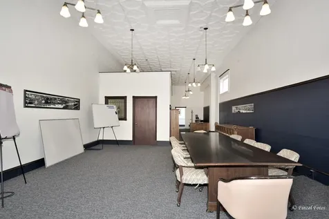 20-24 Douglas Avenue Elgin IL 60120