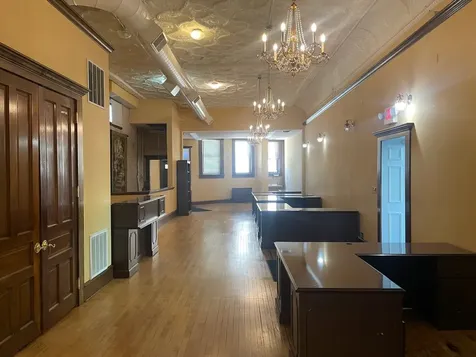 20-24 Douglas Avenue Elgin IL 60120