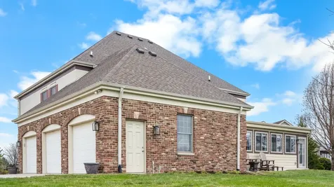 1607 Chestnut Grove Court Champaign IL 61822