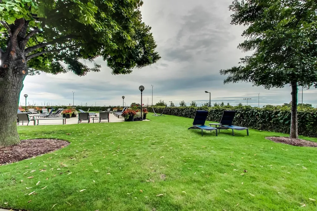 155 North Harbor Drive Chicago IL 60601