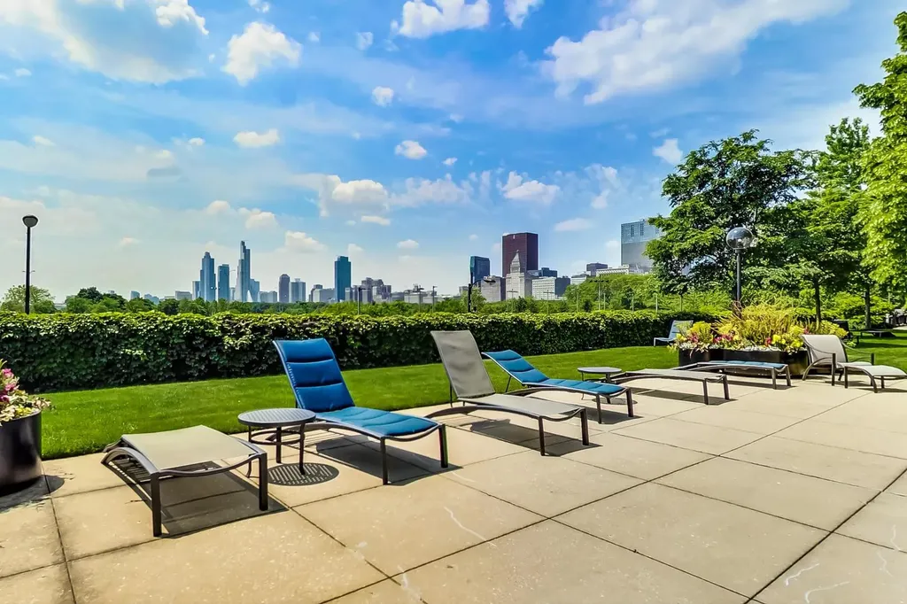 155 North Harbor Drive Chicago IL 60601