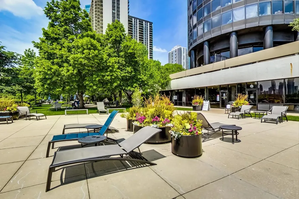 155 North Harbor Drive Chicago IL 60601