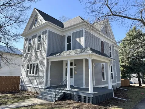 712 North Roosevelt Street Bloomington IL 61701