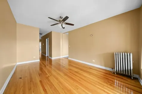 7220 South Yates Boulevard Chicago IL 60649