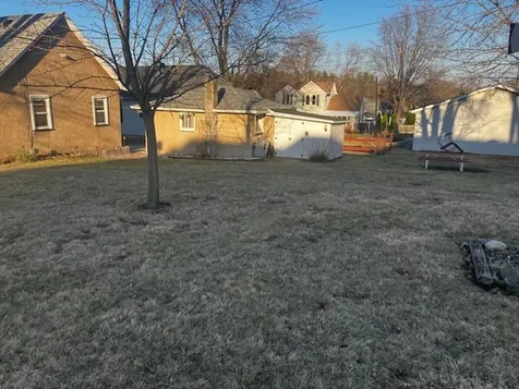425 East Dakota Street Spring Valley IL 61362