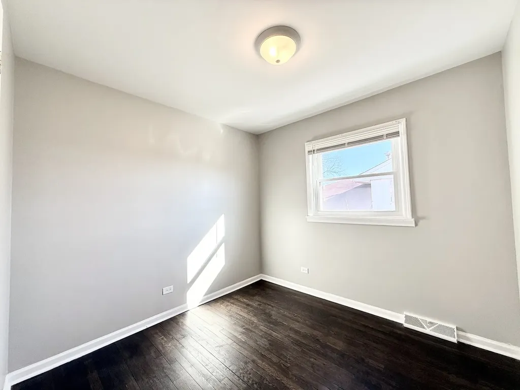 11742 South Racine Avenue Chicago IL 60643