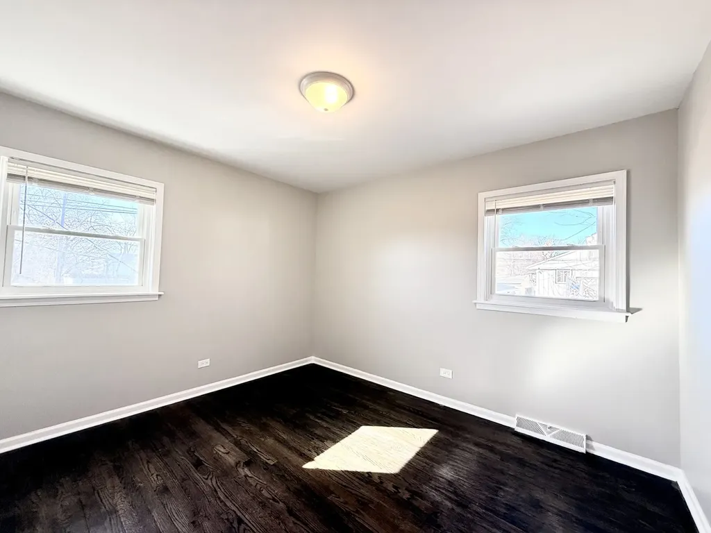 11742 South Racine Avenue Chicago IL 60643