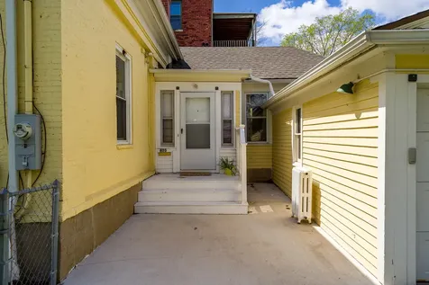 405 South 1st Street Rockford IL 61104