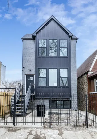 535 North Lawndale Avenue Chicago IL 60624