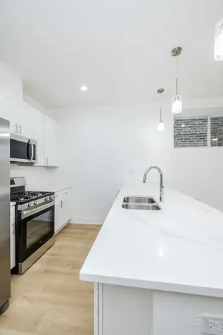 535 North Lawndale Avenue Chicago IL 60624