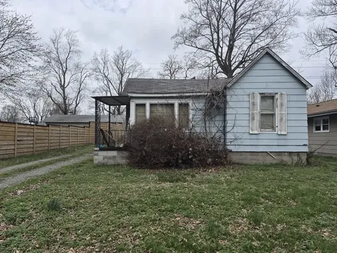 517 S 6th Street Herrin IL 62948