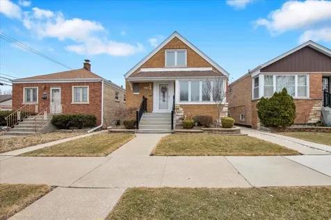 6719 South Keeler Avenue Chicago IL 60629