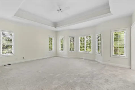 1546 Bobolink Circle Woodstock IL 60098