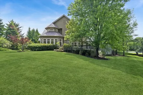 1546 Bobolink Circle Woodstock IL 60098