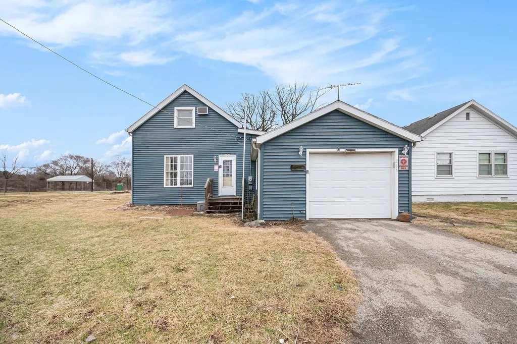 265 North Monroe Street South Wilmington IL 60474
