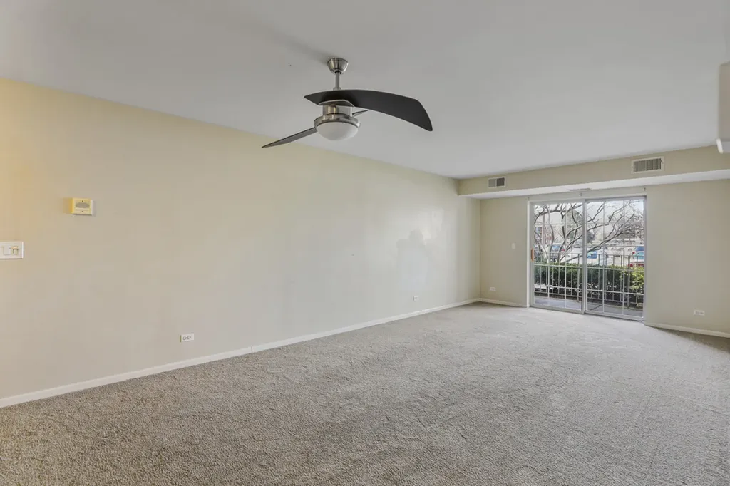 764 North Gary Avenue Carol Stream IL 60188