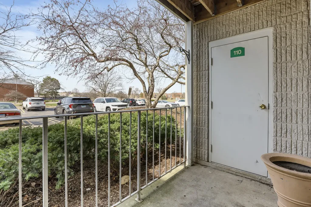 764 North Gary Avenue Carol Stream IL 60188