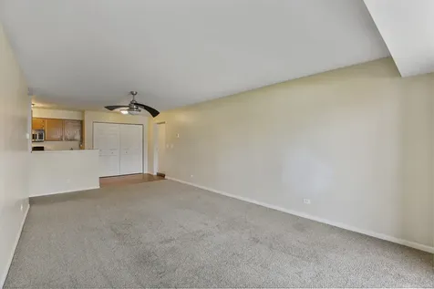 764 North Gary Avenue Carol Stream IL 60188