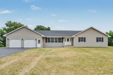 10519 Sandburr Court Thomson IL 61285