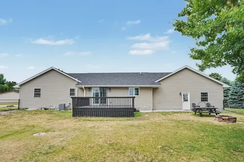 10519 Sandburr Court Thomson IL 61285