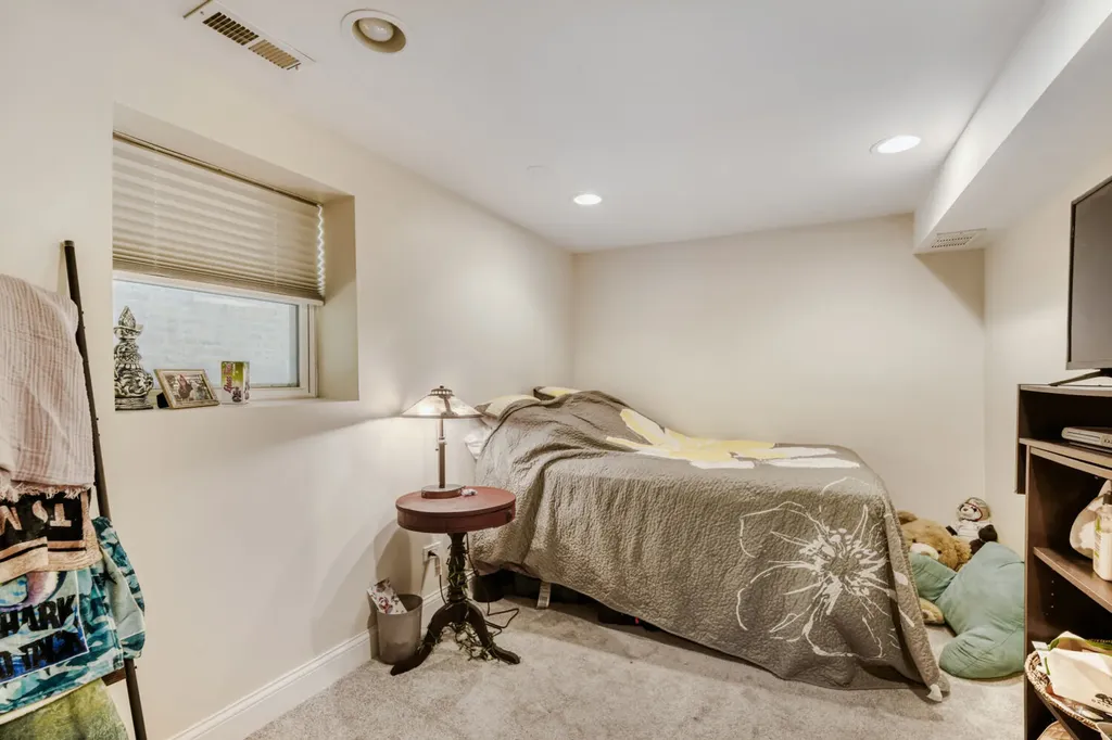 2108 West Addison Street Chicago IL 60618