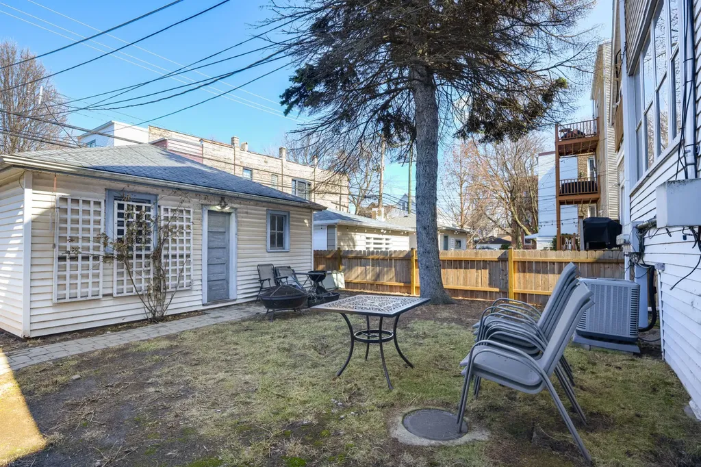 2108 West Addison Street Chicago IL 60618