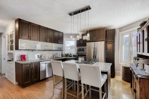 2108 West Addison Street Chicago IL 60618