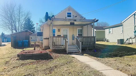 1106 Steinman Street Dixon IL 61021