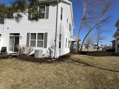 380 Risen Star Lane Oswego IL 60543