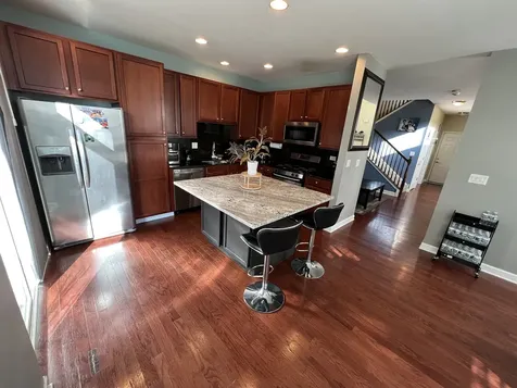 380 Risen Star Lane Oswego IL 60543