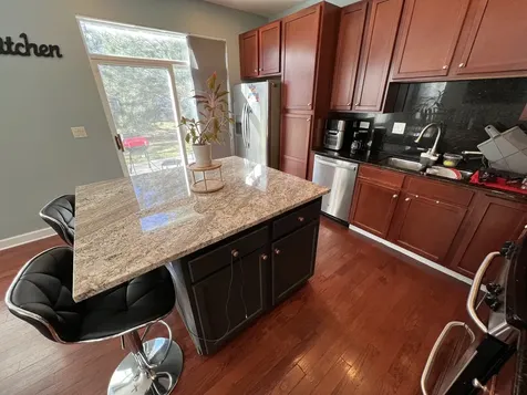 380 Risen Star Lane Oswego IL 60543