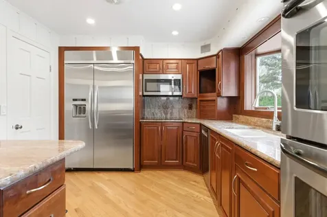 700 Broadway Avenue Crystal Lake IL 60014
