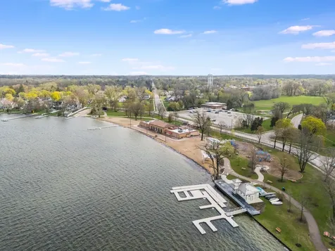 700 Broadway Avenue Crystal Lake IL 60014