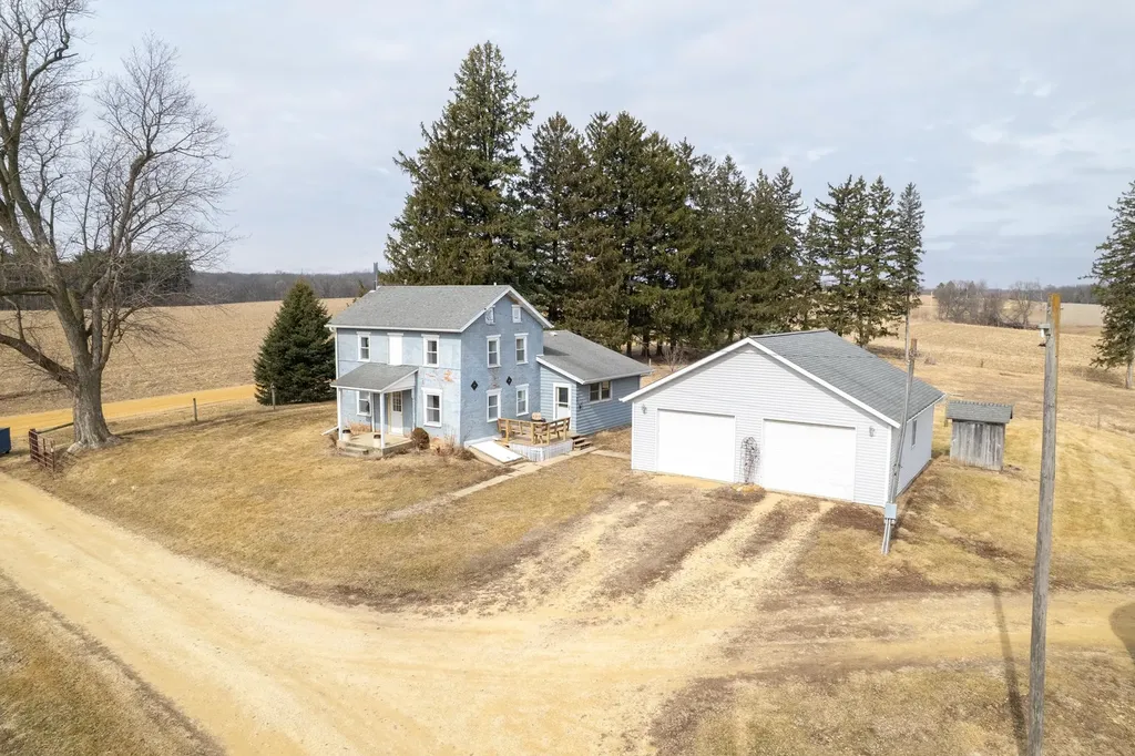 3651 North Brookville Road Forreston IL 61030