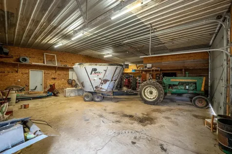 3651 North Brookville Road Forreston IL 61030