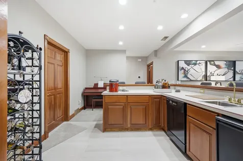 1009 Melody Hills Fulton IL 61252