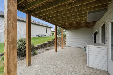 1009 Melody Hills Fulton IL 61252