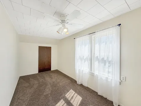 405 North Apple Avenue Freeport IL 61032