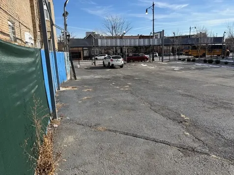 2730 North Western Avenue Chicago IL 60647