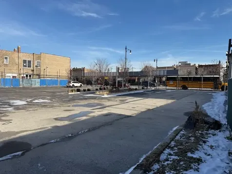 2730 North Western Avenue Chicago IL 60647