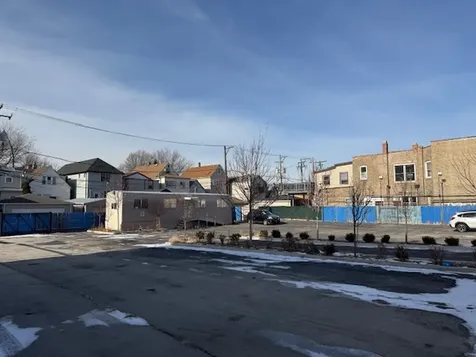 2730 North Western Avenue Chicago IL 60647