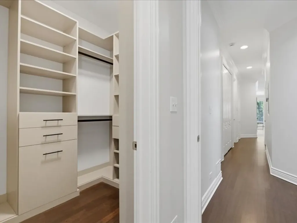 839 South Miller Street Chicago IL 60607