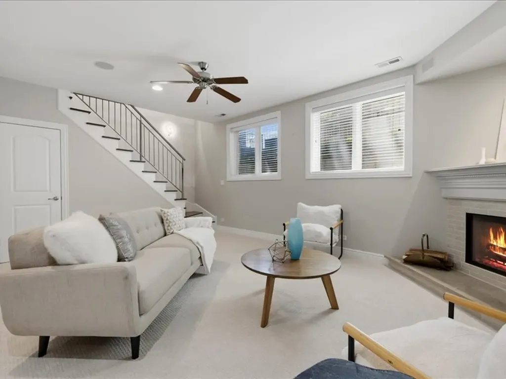 839 South Miller Street Chicago IL 60607