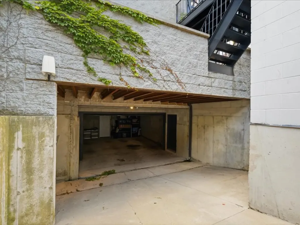839 South Miller Street Chicago IL 60607