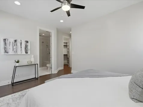 839 South Miller Street Chicago IL 60607