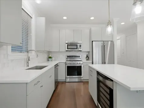 839 South Miller Street Chicago IL 60607