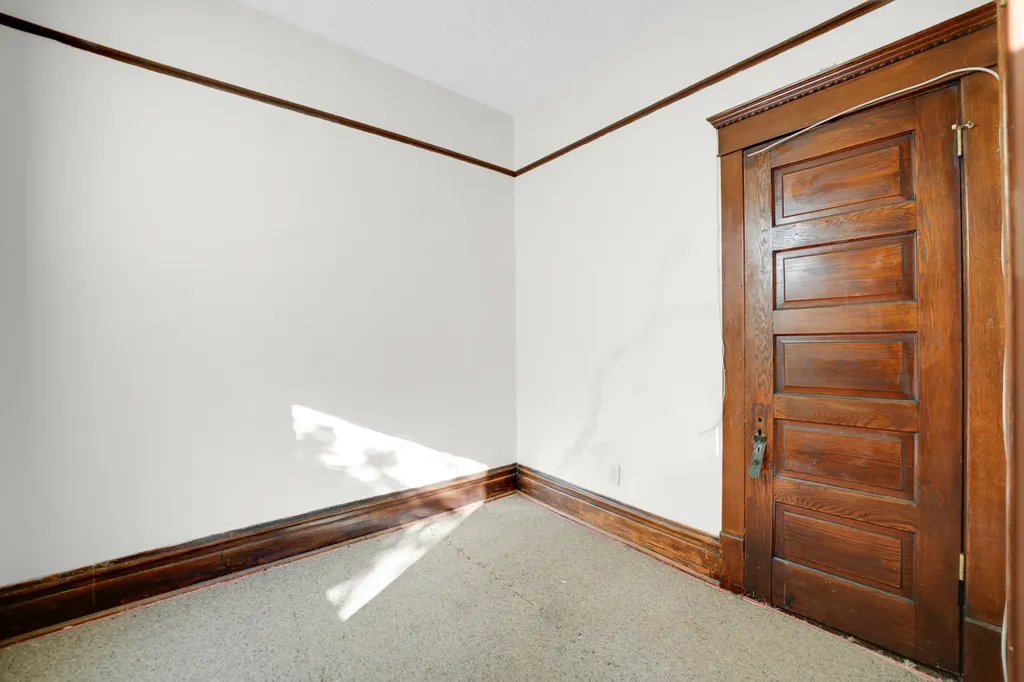 6045 South Peoria Street Chicago IL 60621