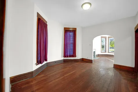 6045 South Peoria Street Chicago IL 60621