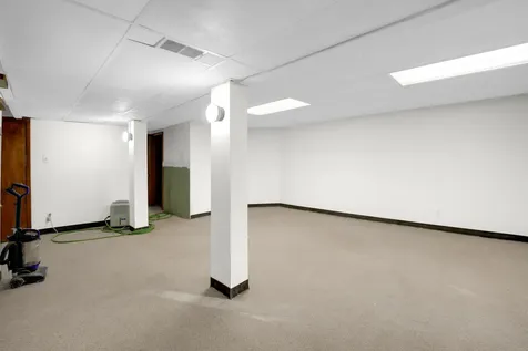 6045 South Peoria Street Chicago IL 60621