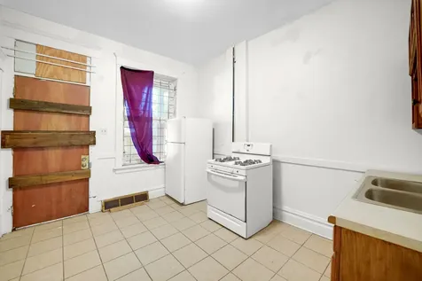 6045 South Peoria Street Chicago IL 60621